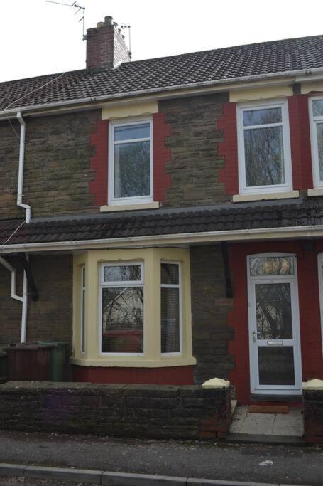 Entire 3 Bedroom House Near Caerphilly Station Luaran gambar